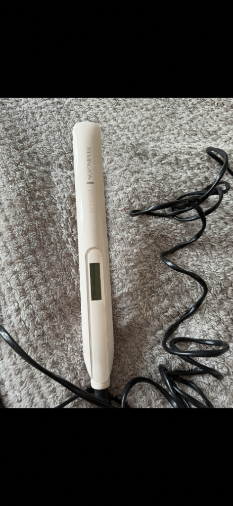 Remington Proluxe ceramic hair straighteners.