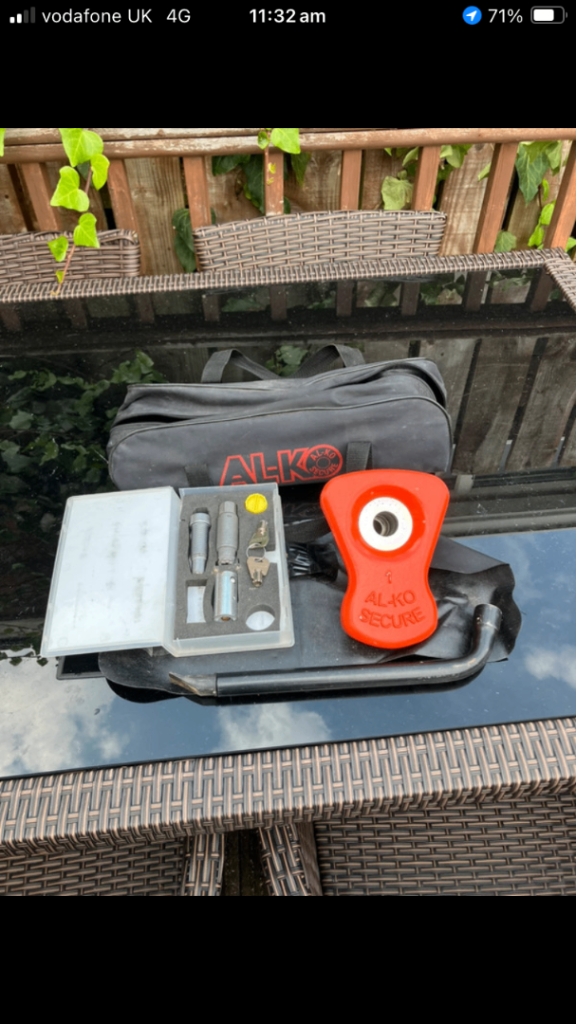 Al-Ko / Alko Secure No. 1 - Complete Caravan Wheel Lock Set