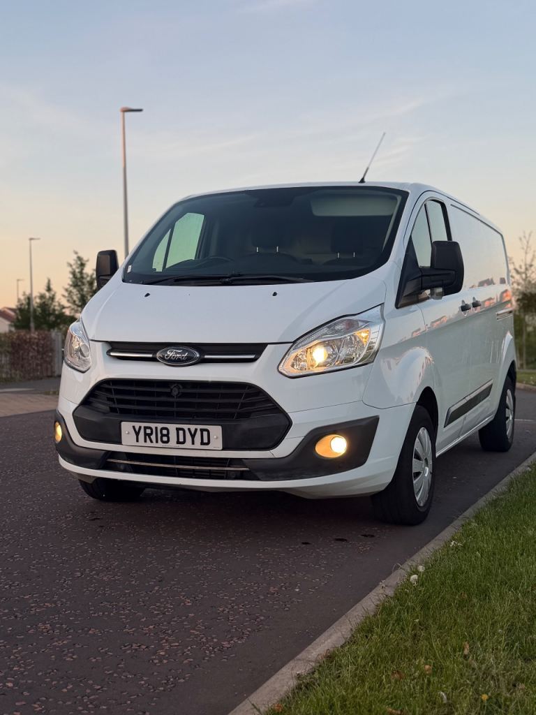 FORD TRANSIT CUSTOM 130 290 LWB TREND