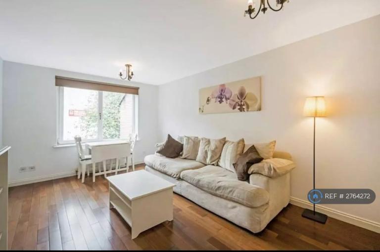 2 bedroom flat in Crawford Lane, Glasgow, G11 (2 bed) (#2764272)