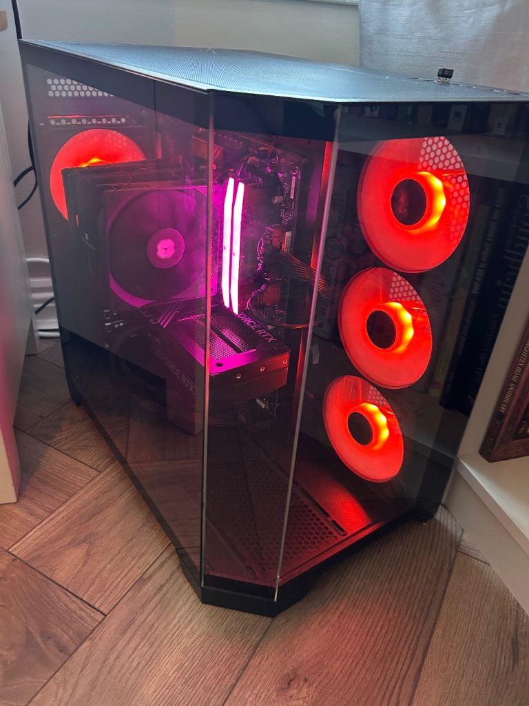 Custom Built PC RGB lighting - gaming ready 