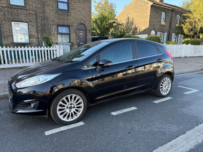 2014 Ford Fiesta 1.0 EcoBoost Titanium 5dr HATCHBACK Petrol Manual