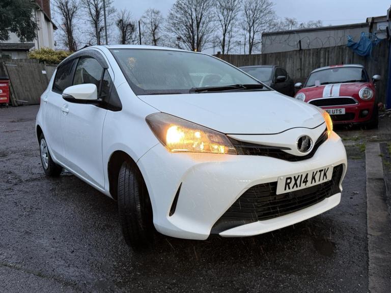 2014 Toyota Yaris 1.0 VVT-i Multidrive S 5dr ULEZ Hatchback Petrol Automatic