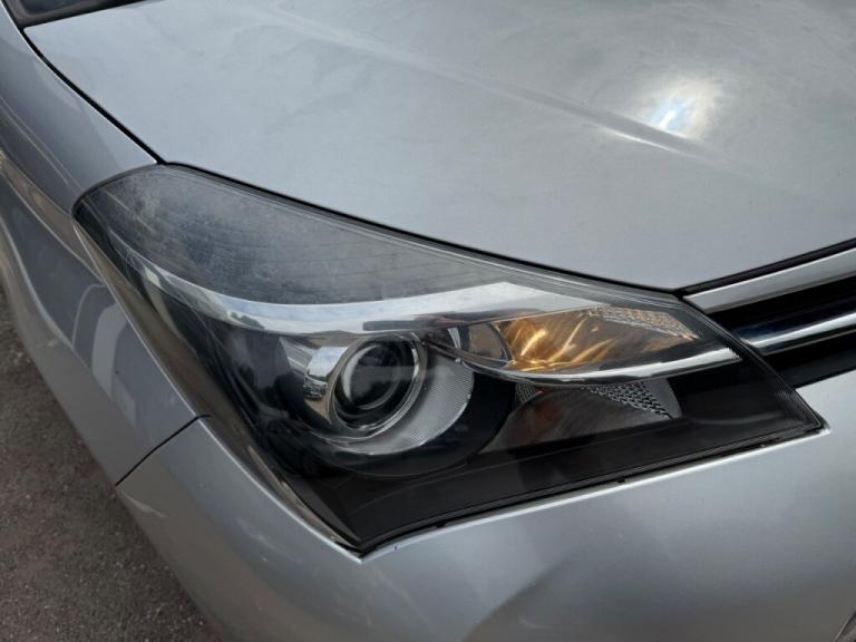  Toyota Yaris 1.33 VVT-i Icon 5dr - FTSH - AIR CON -ALLOYS - REAR CAMERA