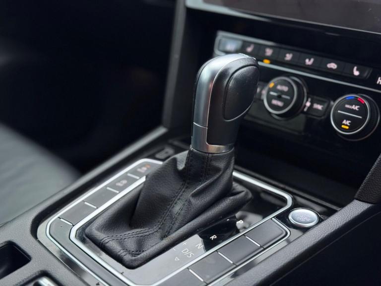 2019 Volkswagen Arteon 1.5 TSI EVO Elegance Fastback DSG Euro 6 (s/s) 5dr HATCHBACK Petrol Automatic