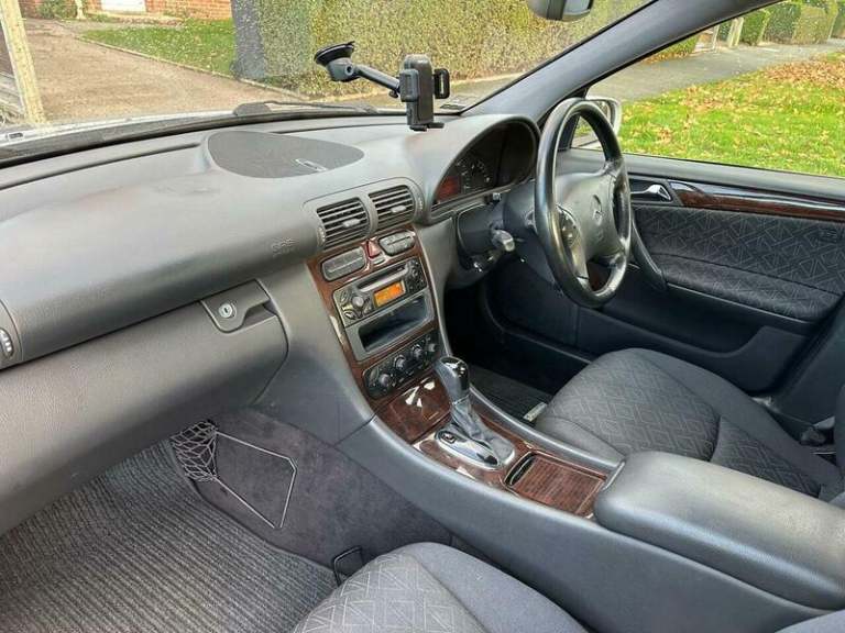 2003 Mercedes-Benz C Class 1.8 C180 Kompressor Elegance SE 4dr Petrol Automatic