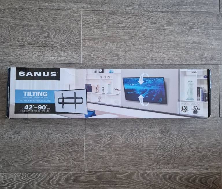 Tilting TV wall mount