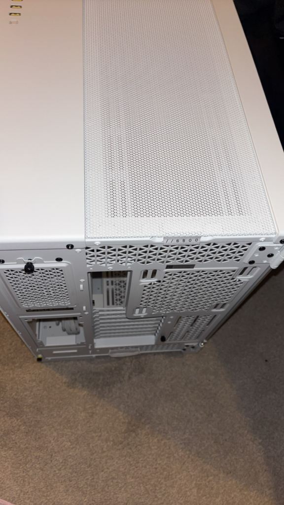 Corsair 6500 white with fans 