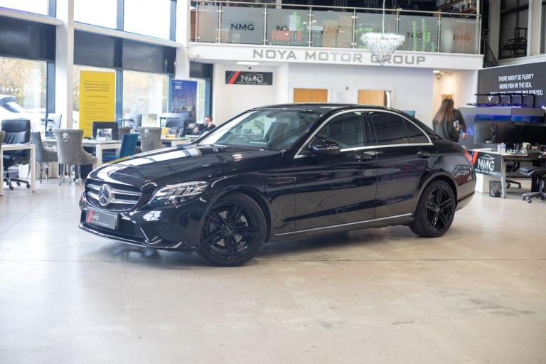  Mercedes-Benz C Class 2.0 C220d Sport Saloon 4dr Diesel G-Tronic+ Euro 6 (s/s) (194 ps) **Heated...