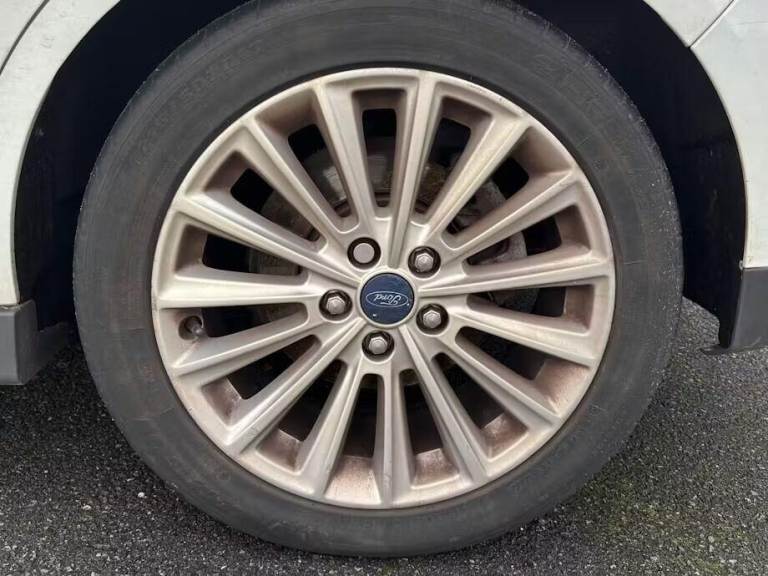 2015 Ford Grand C-Max 2.0 TDCi Titanium MPV 5dr Diesel Powershift Euro 6 (s/s) (150 ps) MPV Diese...