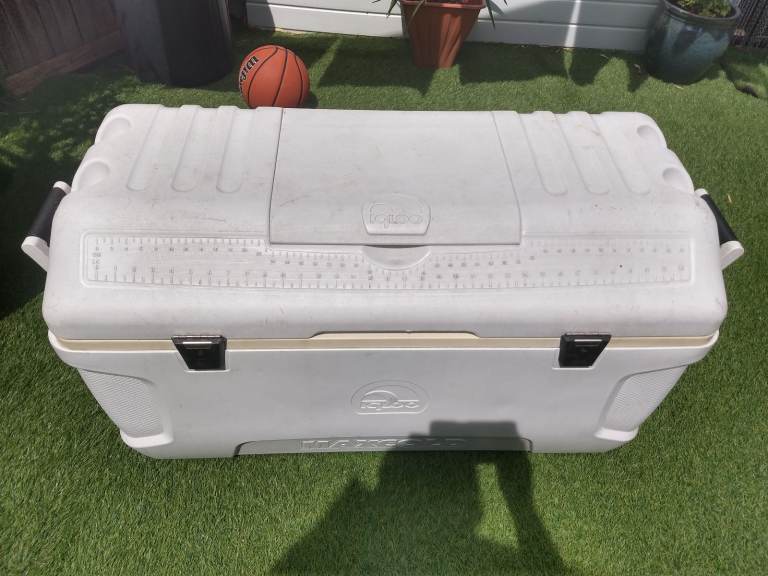 For Hire Igloo 156 Litres Mobile cooler boxes 