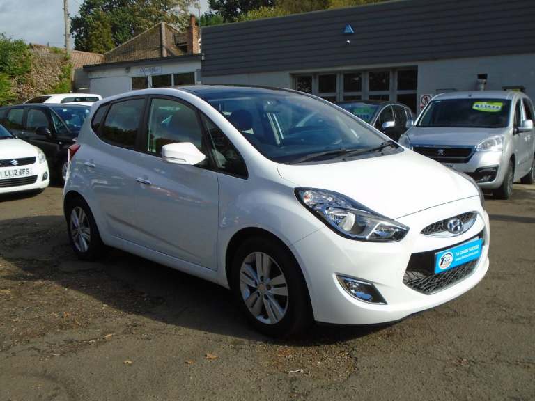 2015 Hyundai Ix20 1.6 Style 5dr Auto MPV Petrol Automatic