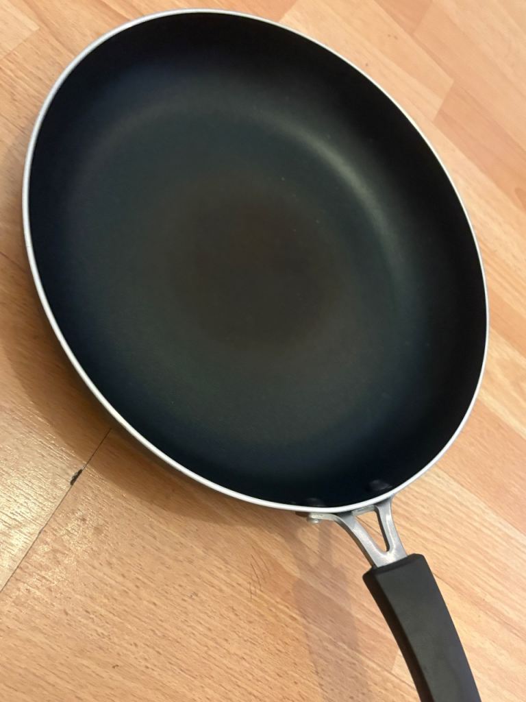 Induction frying pan