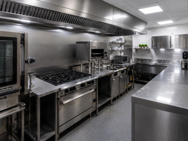 Commercial Cloud/Dark Kitchen Rent in Prime Canary Wharf (A3/A5/Takeaway/Restaurant)