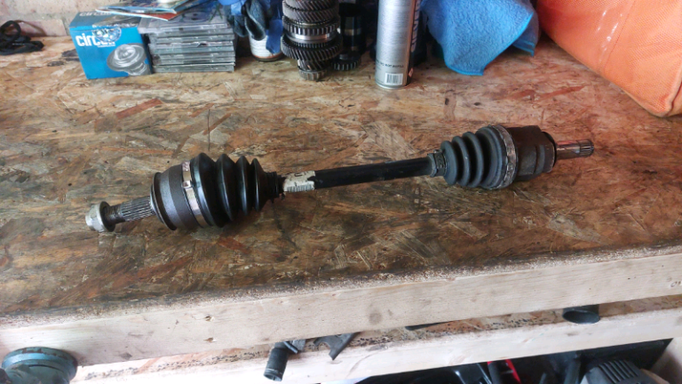 VAUXHALL CORSA D PASSENGER SIDE DRIVESHAFT
