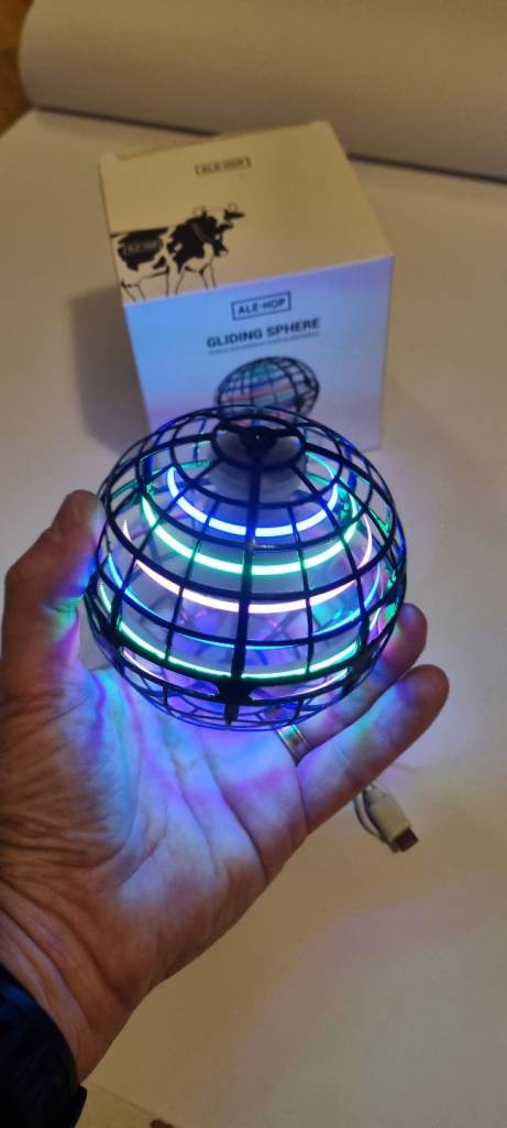 Gliding Sphere from Ale-Hop