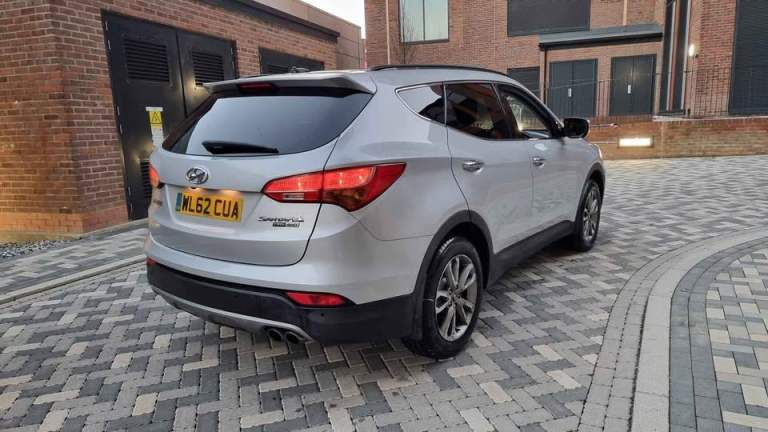  Hyundai Santa Fe Premium – 2.2 Diesel | Manual | Full Leather | 7-Seater | Fully Loaded | 