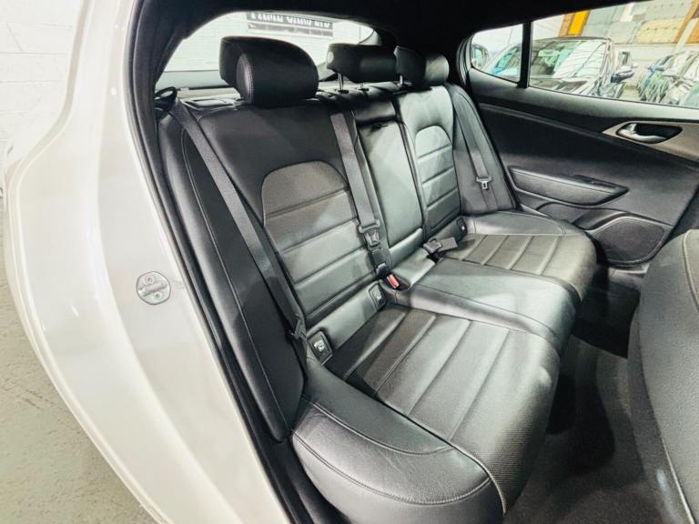 2019 Kia Stinger 2.2 CRDi GT-Line Gran Turismo Auto Euro 6 (s/s) 5dr HATCHBACK Diesel Automatic