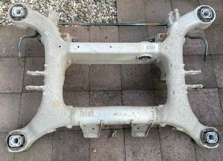 BMW F10 F11 Rear Axle Carrier Subframe Suspension Cradle 6798545