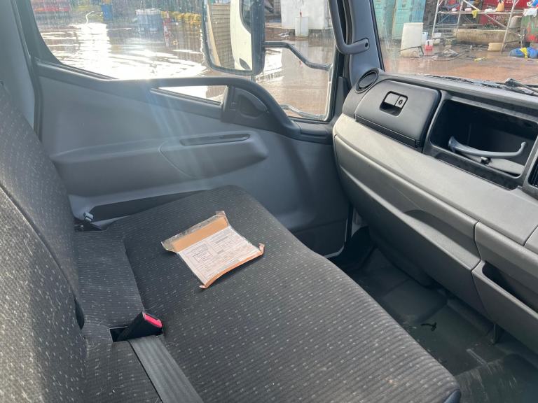 2022 Mitsubishi Canter 70C18 20FT FLAT , ONLY 66,972 MILES 