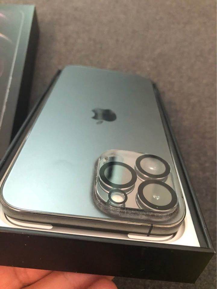 iPhone 13 ProMax unlocked 128gb %90 BH