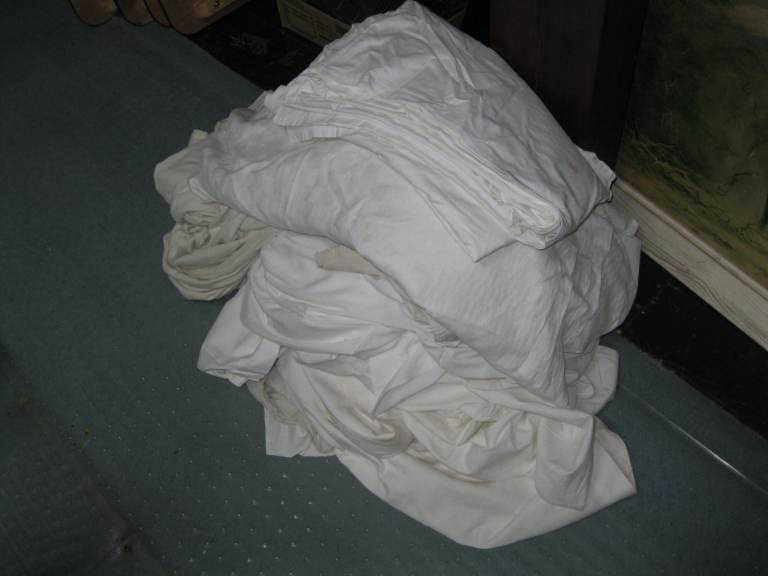 Free dust sheets old bedsheets LEICESTER LE4 5DJ