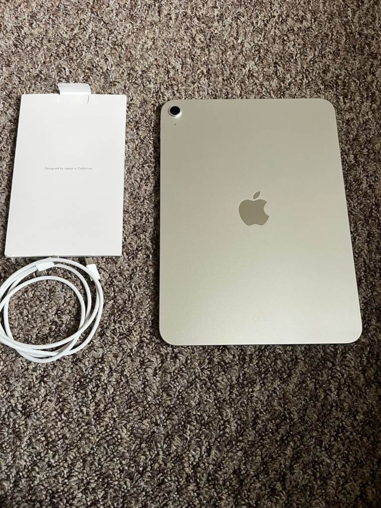 Like-new Ipad A16 2025 11th gen 128gb . Apple Warranty Battery health 100% used once