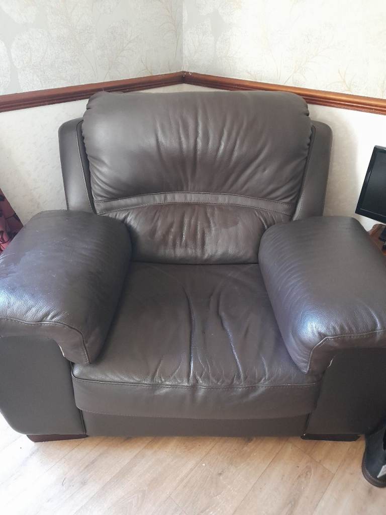 FREE ARMCHAIR