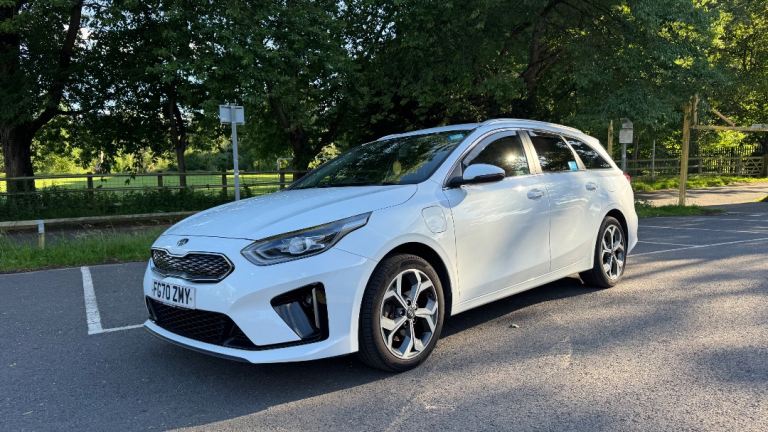 🔥 KIA CEED PHEV AUTO 2021 – PCO READY UNTIL 2027 – £9,499 🔥