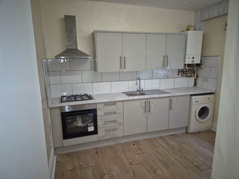 Two Bedroom Flat - TO LET