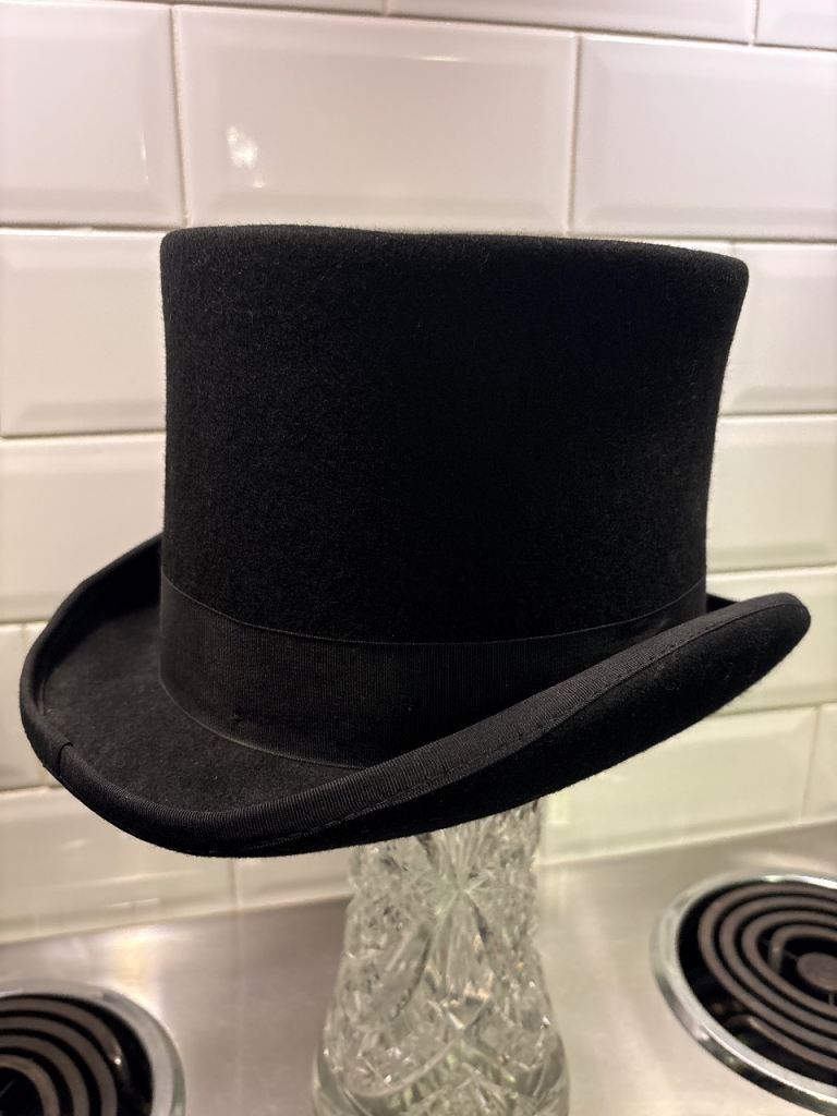 Classic Black Top Hat – Good Condition
