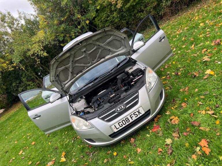 2008 Kia Ceed 1.6 SR 5dr Auto HATCHBACK Petrol Automatic