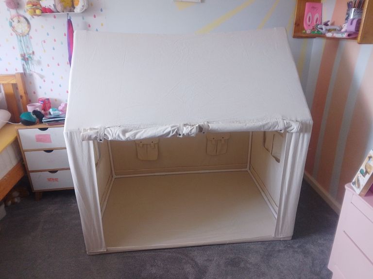 Fabric playhouse 