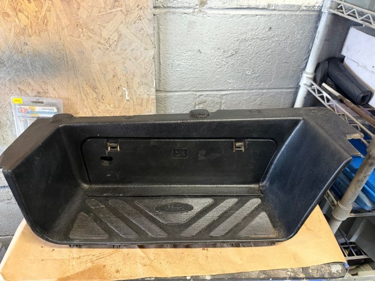 Ford Transit Mk6 and Mk7 genuine sill and jack trim cover 