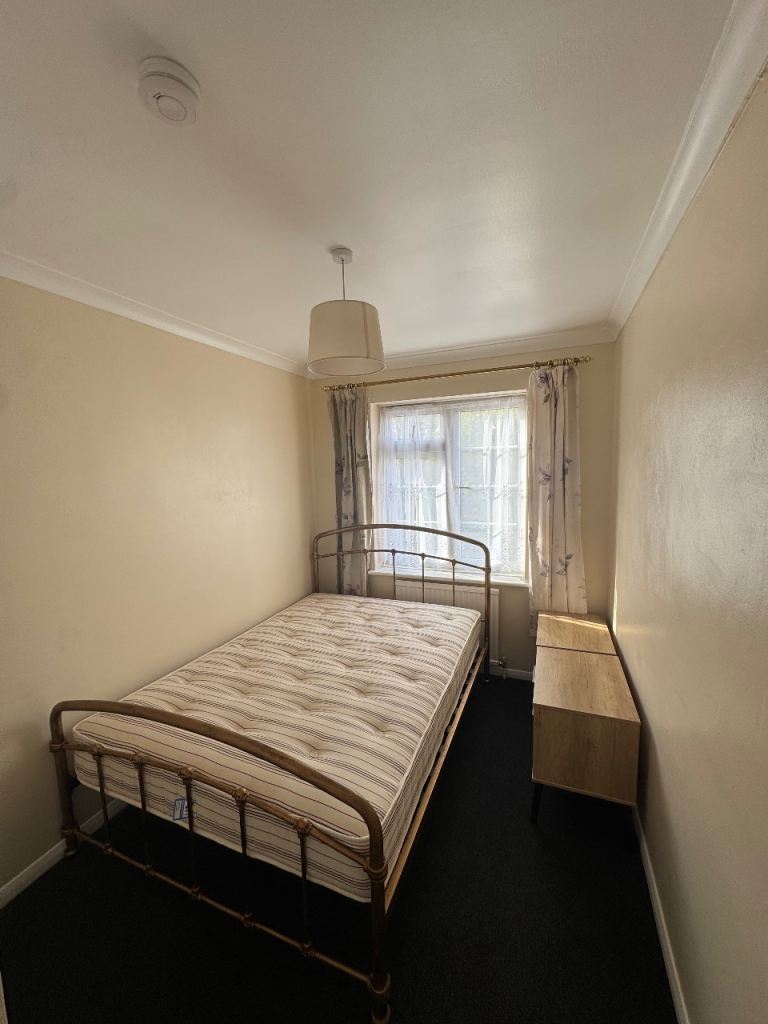 Double rooms furnished new in Surbiton KT6 