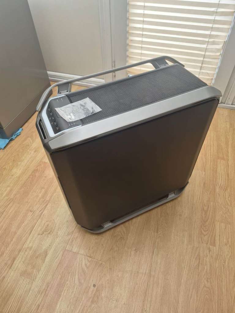 Cooler Master Cosmos C700P Full Tower PC Case
