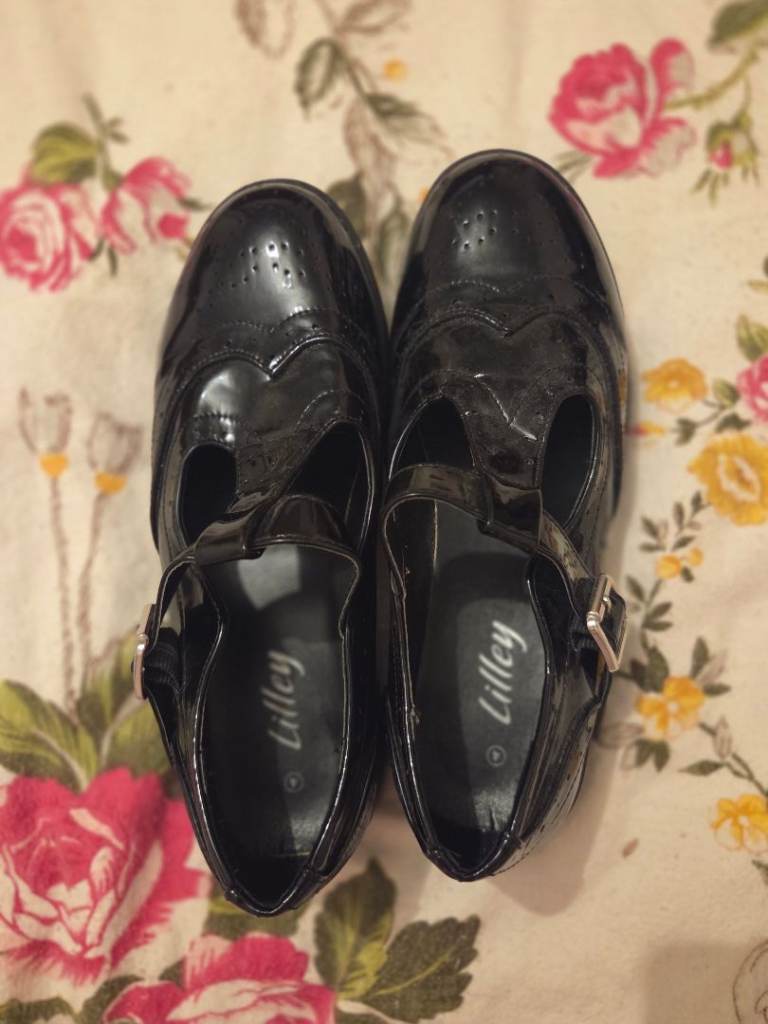Lilley Black School Shoes Size 4