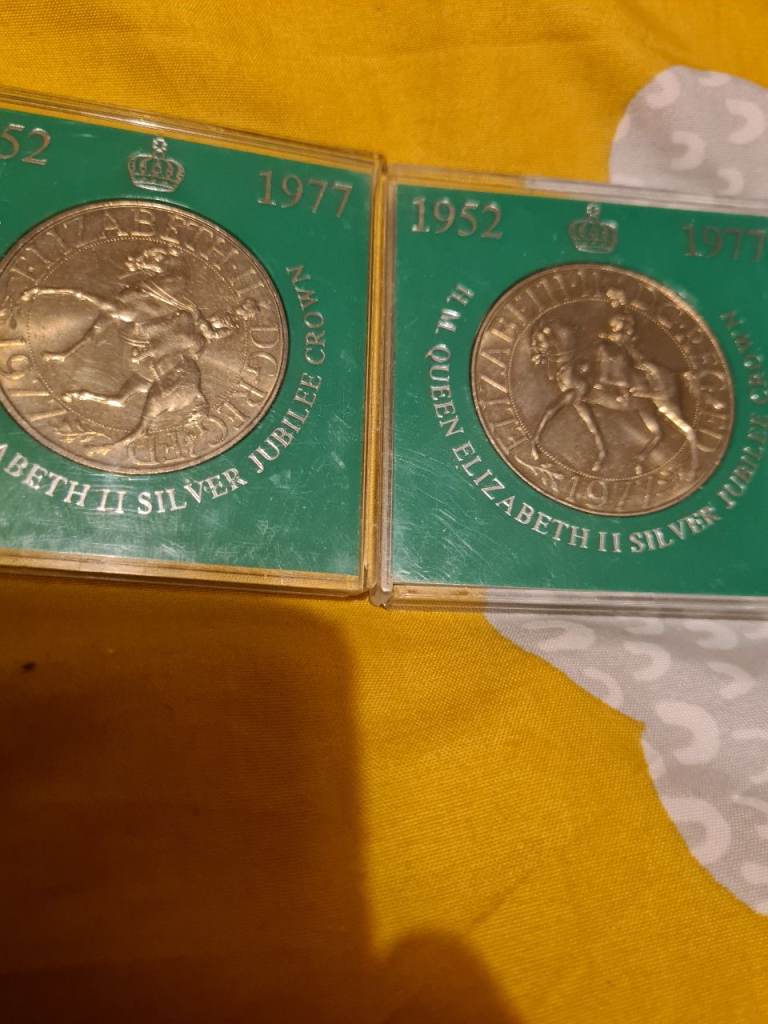 HM Queen Elizabeth II Silver Jubilee Crowns – 1952 & 1977