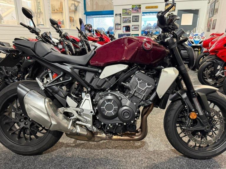 2023 Honda CB 1000 r