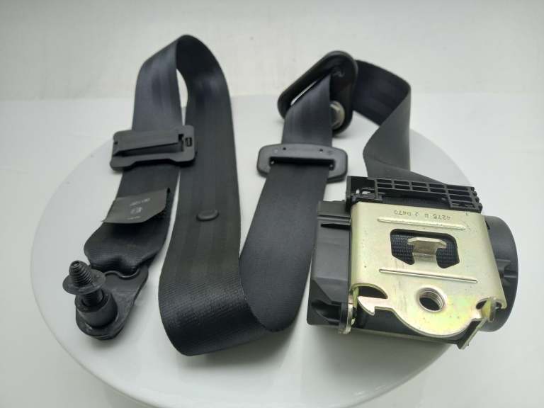Dacia Sandero Stepway Seat Belt Mk2 Front Left 2013-2021