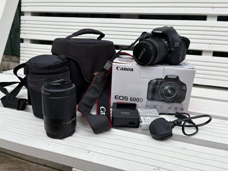 Canon 600D EF-S 18-55 IS II Kit 18.0MP