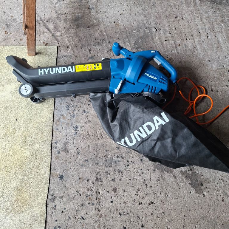 HYUNDAI LEAF BLOWER