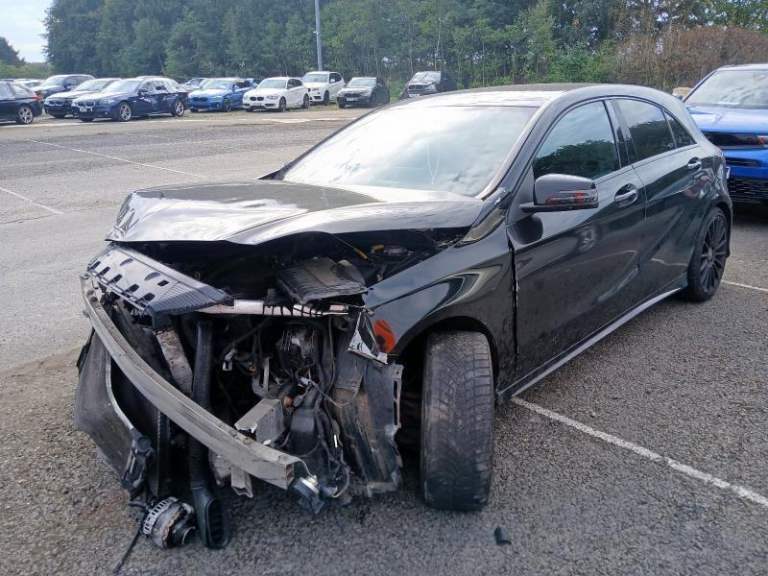 Breaking MERCEDES A CLASS 2.1 DIESEL 2017 STOCK NUMBER VY75