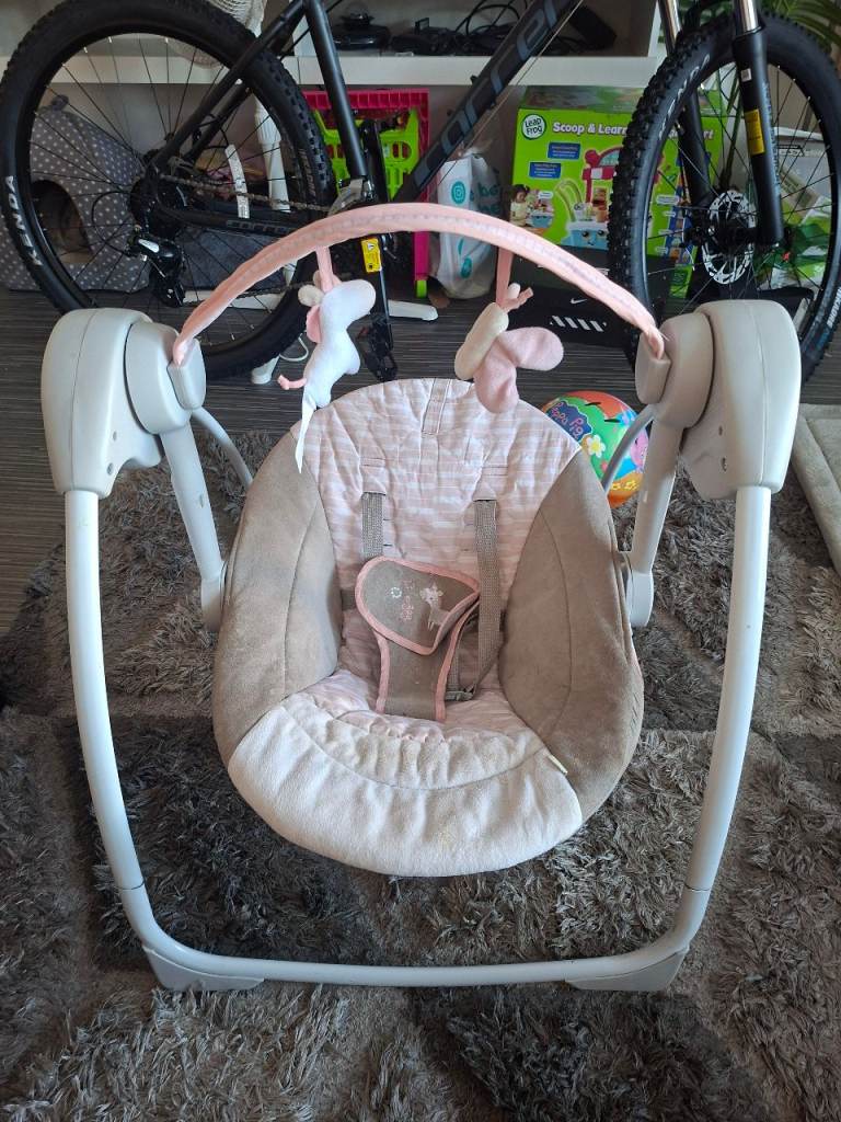 Baby swing 