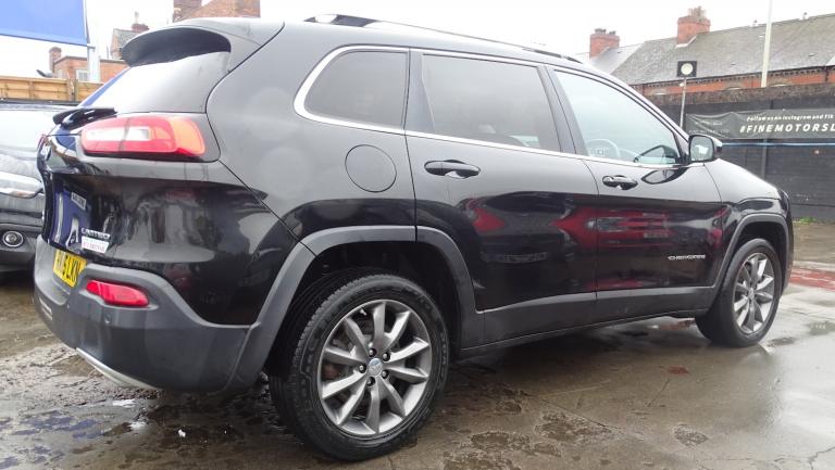 JEEP CHEROKEE 2.0 Cherokee 2.0 170hp Limited 4wd 9spd Auto Black Auto Diesel 201