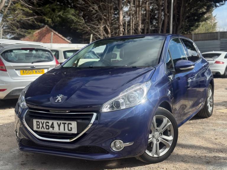 2014 Peugeot 208 1.2 VTi Allure 5dr HATCHBACK Petrol Manual
