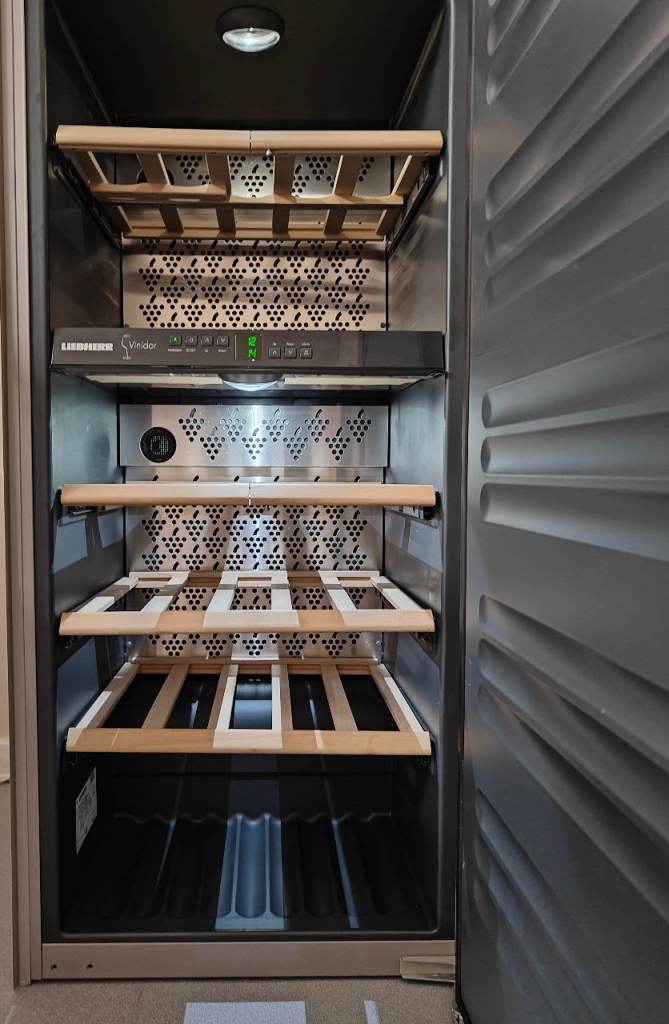 Liebherr Vinidor WTI2050 Integrated Dual - Zone Wine Cooler 55-64 count