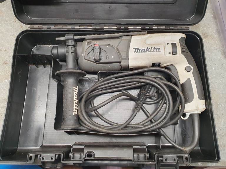 Makita HR2470 SDS hammer drill will case