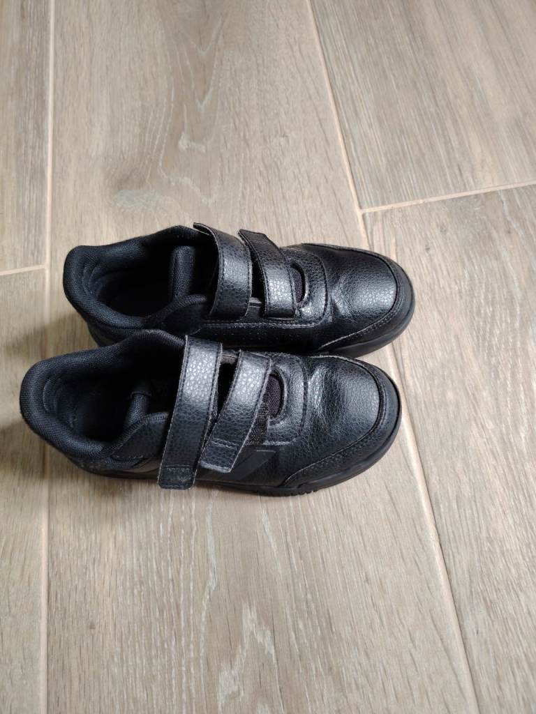 Black Adidas Tensaur Velcro Hook Loop school Shoes size UK 1