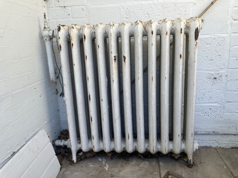 image for Ornate cast iron radiator 